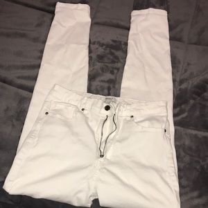 White High Waisted Jeans